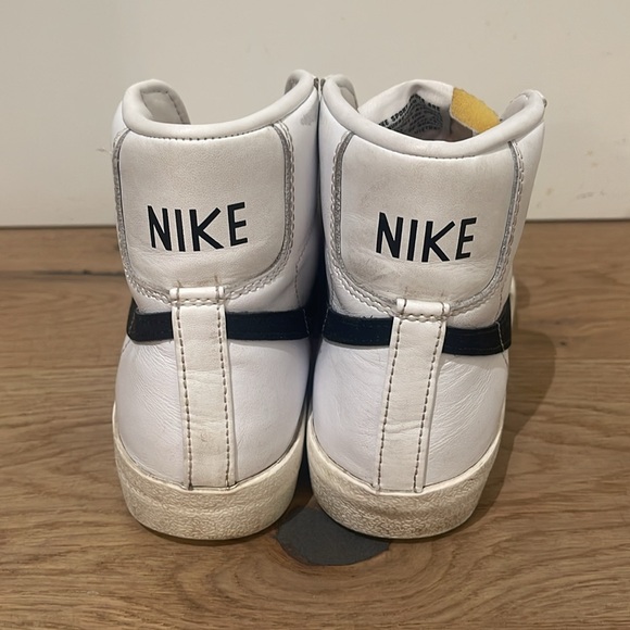 Nike blazers - Picture 3 of 4